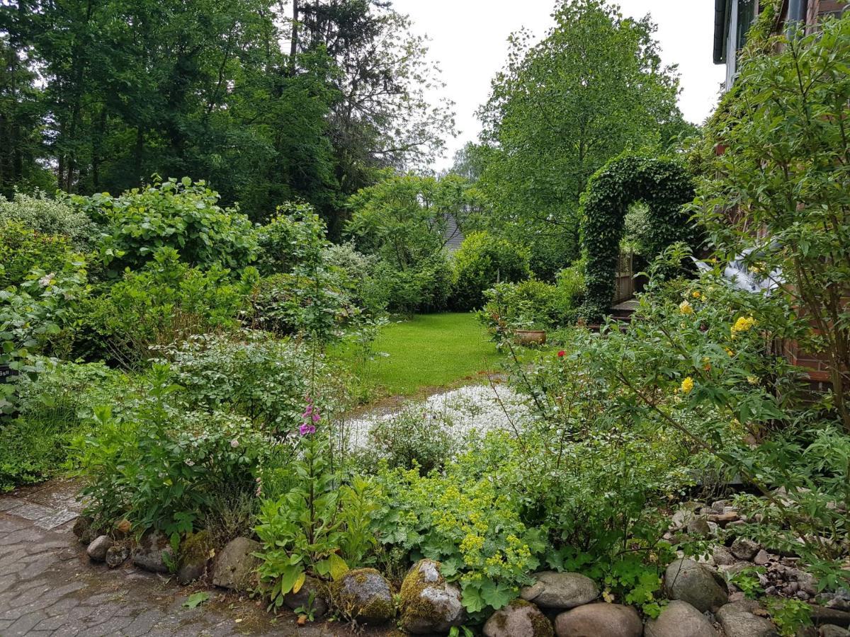 Ferienwohnung Im Naturgarten Шнефердінген Екстер'єр фото